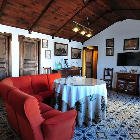 El Romerito Guest House Zalamea la Real Exterior photo